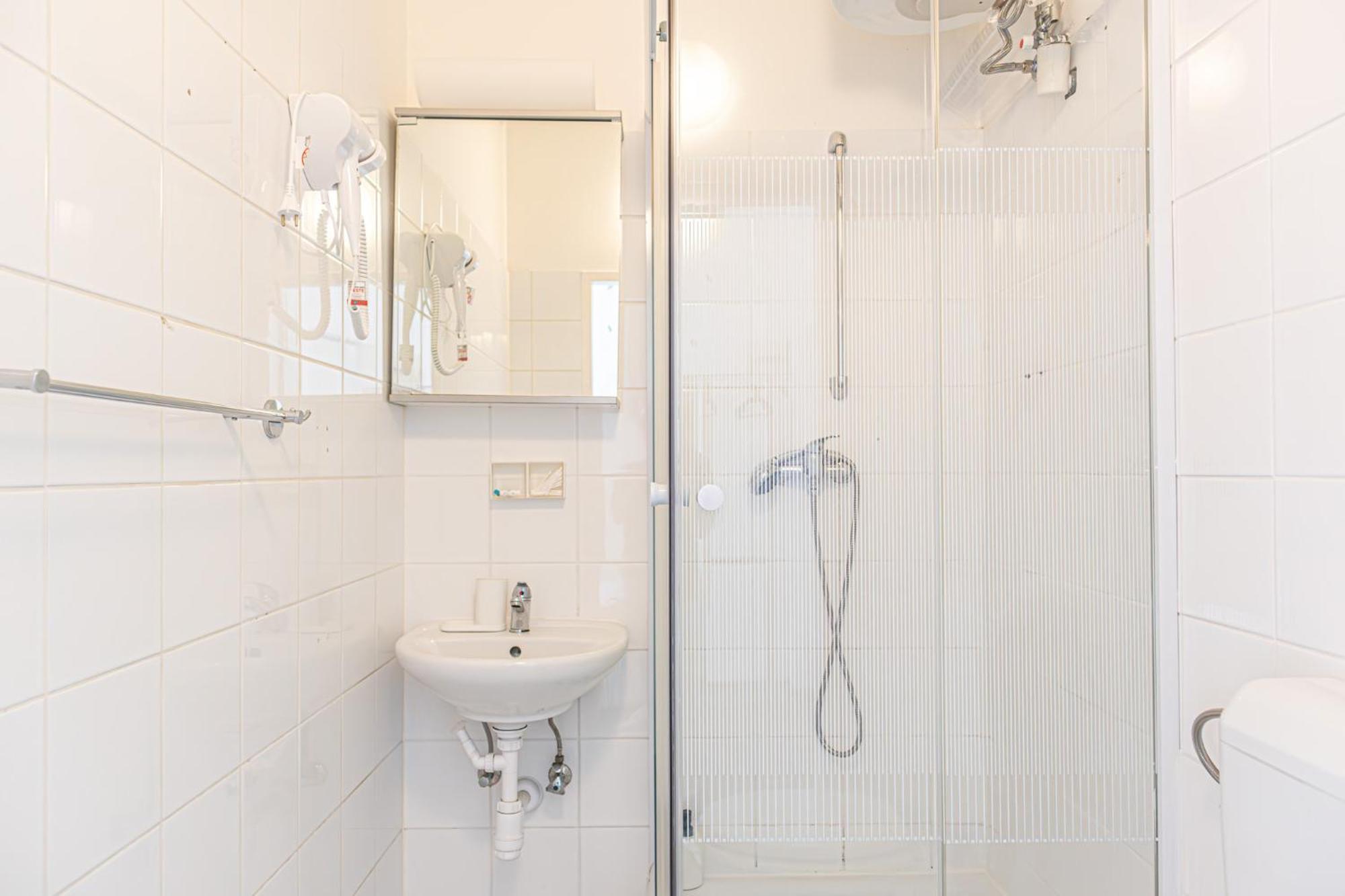 Astonishing 1Br Apt Easy Use Design/Near Schoenbrunn Wenen Buitenkant foto
